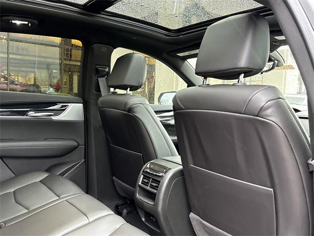 new 2025 Cadillac XT5 car, priced at $58,070