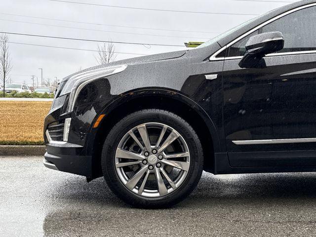 new 2025 Cadillac XT5 car, priced at $58,070