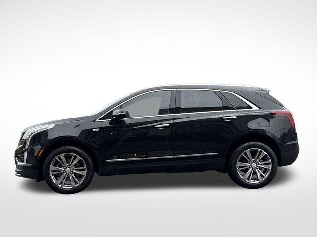 new 2025 Cadillac XT5 car, priced at $58,070