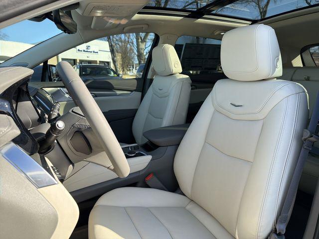 new 2026 Cadillac XT5 car, priced at $61,315