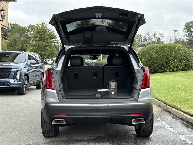 new 2025 Cadillac XT5 car, priced at $45,790