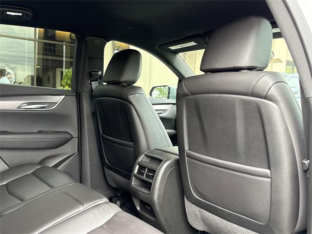 new 2025 Cadillac XT5 car, priced at $45,790