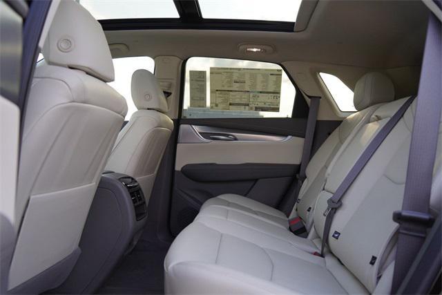 new 2025 Cadillac XT5 car, priced at $559,565