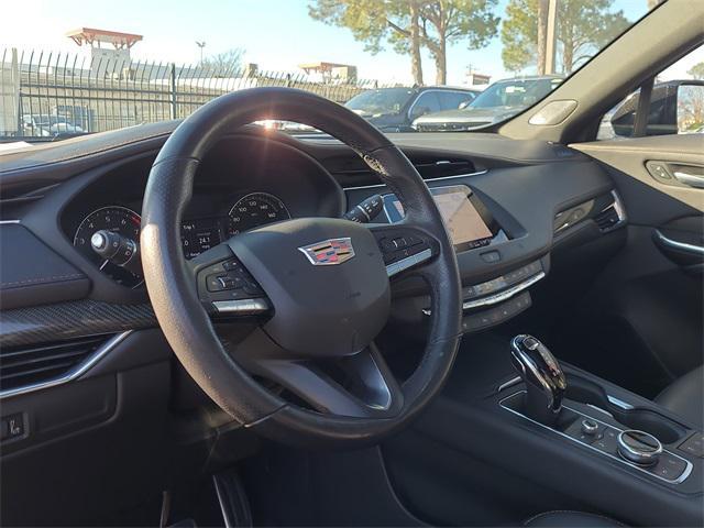 used 2020 Cadillac XT4 car, priced at $21,550