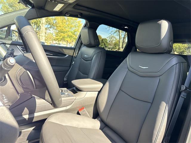 new 2026 Cadillac XT5 car, priced at $61,520