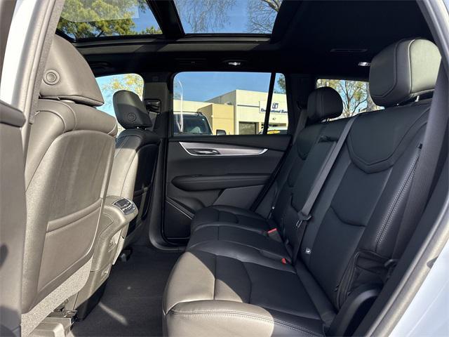 new 2025 Cadillac XT6 car, priced at $53,915
