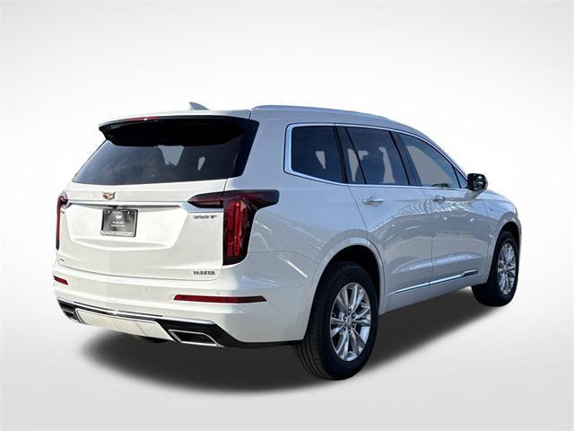 new 2025 Cadillac XT6 car, priced at $53,915