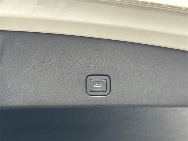 new 2025 Cadillac XT6 car, priced at $52,389