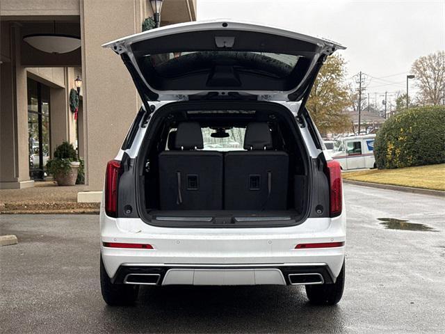 new 2025 Cadillac XT6 car, priced at $52,389