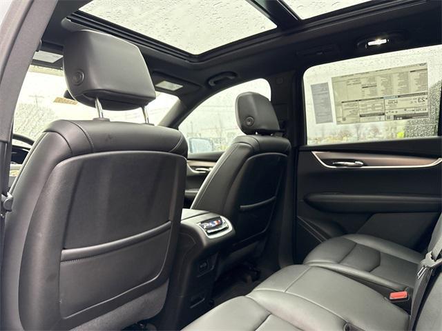 new 2025 Cadillac XT6 car, priced at $52,389