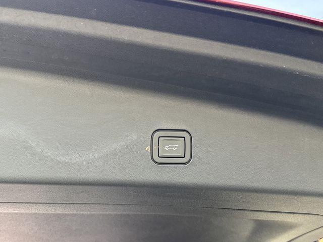 new 2026 Cadillac VISTIQ car, priced at $81,465