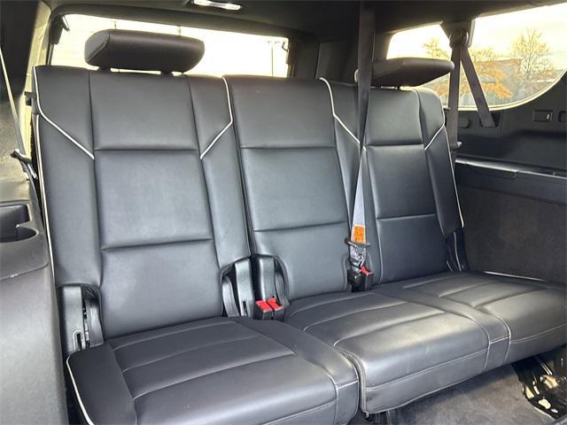 used 2024 Cadillac Escalade ESV car, priced at $69,550