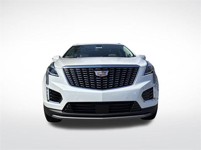 new 2025 Cadillac XT5 car, priced at $58,670