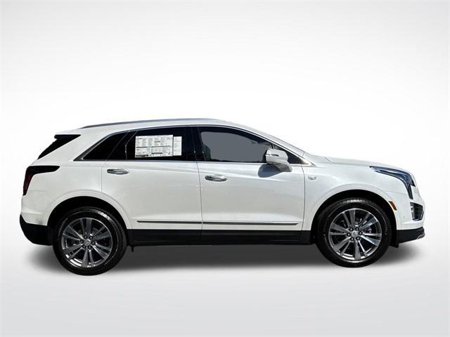 new 2025 Cadillac XT5 car, priced at $58,670