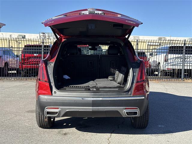 new 2025 Cadillac XT5 car, priced at $60,720