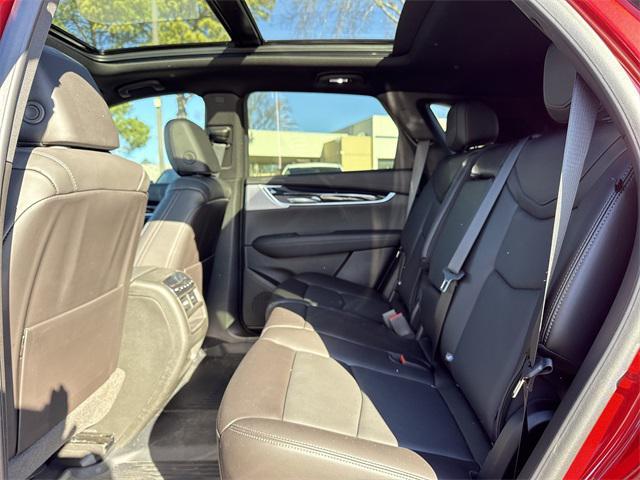 new 2025 Cadillac XT5 car, priced at $60,720