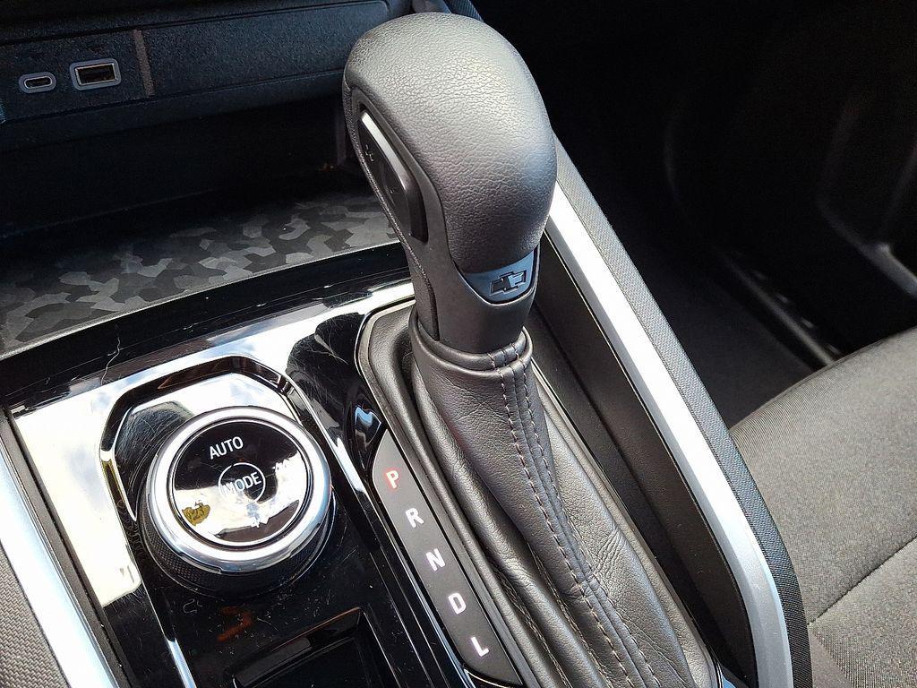 used 2023 Chevrolet Colorado car, priced at $31,000