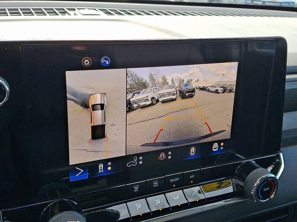 used 2023 Chevrolet Colorado car, priced at $31,000