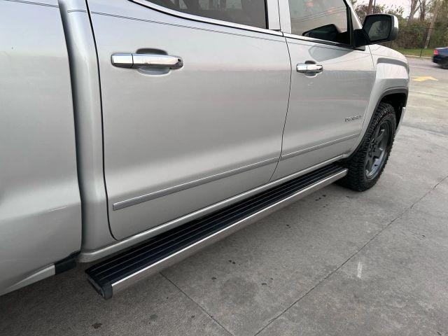 used 2018 GMC Sierra 1500 car, priced at $24,599