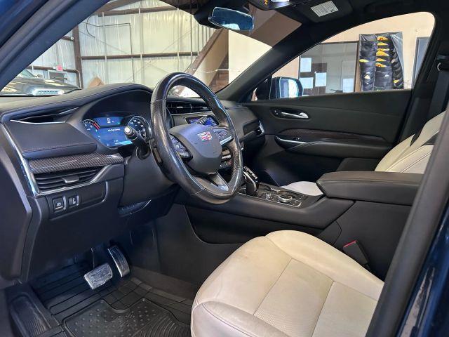 used 2021 Cadillac XT4 car, priced at $17,999