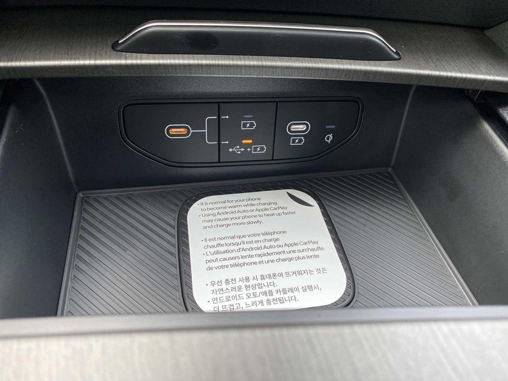 new 2026 Kia Sportage Plug-In Hybrid car, priced at $39,155