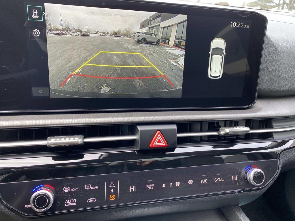 new 2026 Kia Sportage Plug-In Hybrid car, priced at $39,155