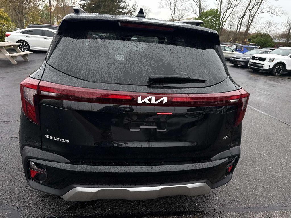 new 2026 Kia Seltos car, priced at $27,580