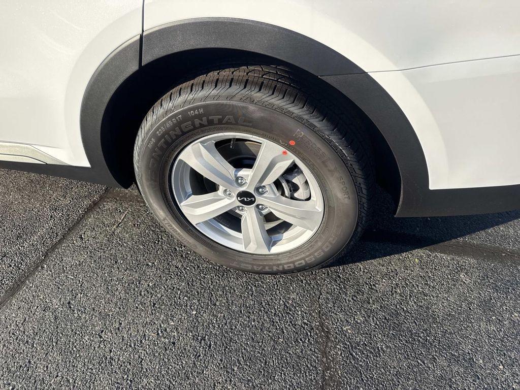 new 2026 Kia Sorento car, priced at $31,895