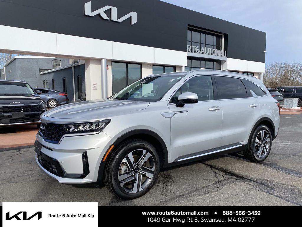 used 2023 Kia Sorento Hybrid car, priced at $30,603