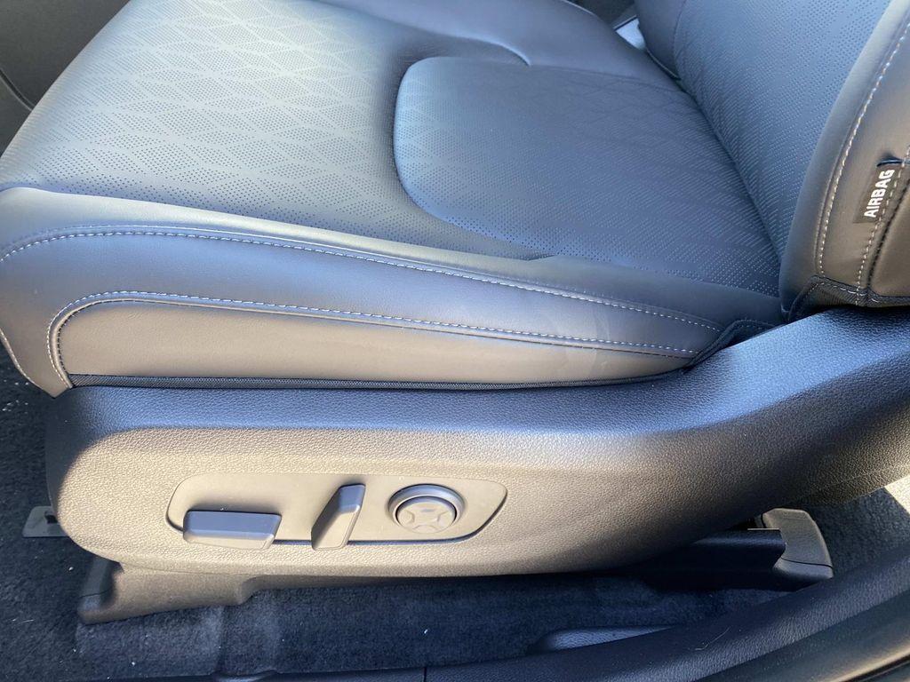 new 2026 Kia Carnival car, priced at $39,300