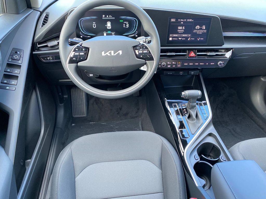 new 2025 Kia Niro car, priced at $26,135