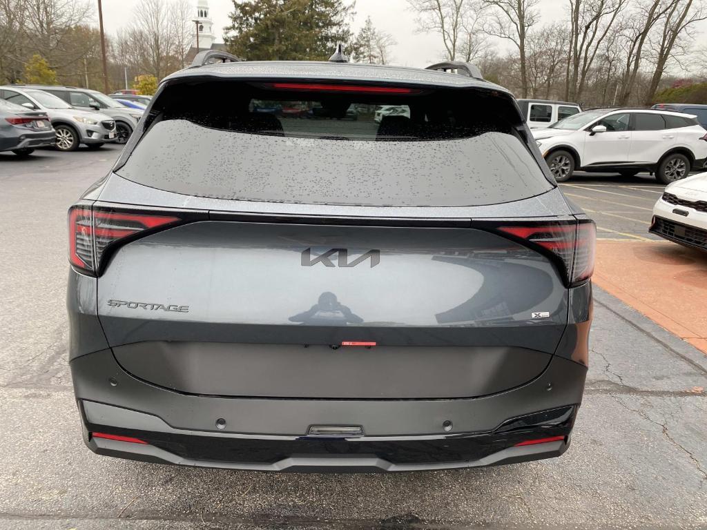 new 2026 Kia Sportage Plug-In Hybrid car, priced at $39,155