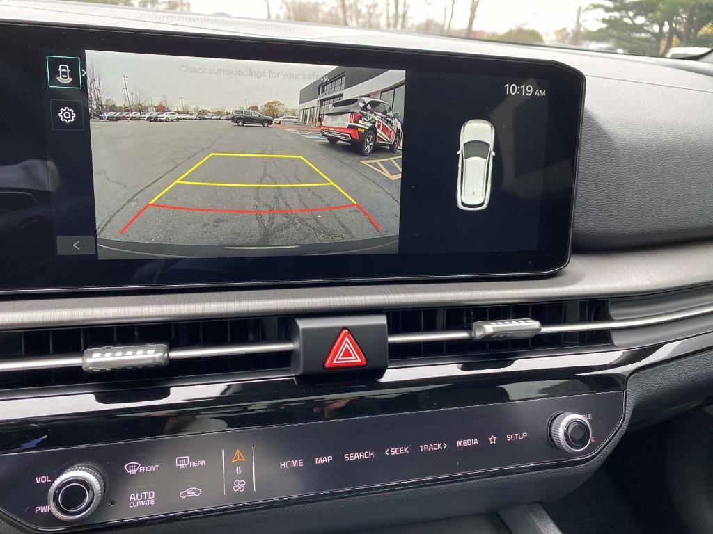 new 2026 Kia Sportage Plug-In Hybrid car, priced at $39,155