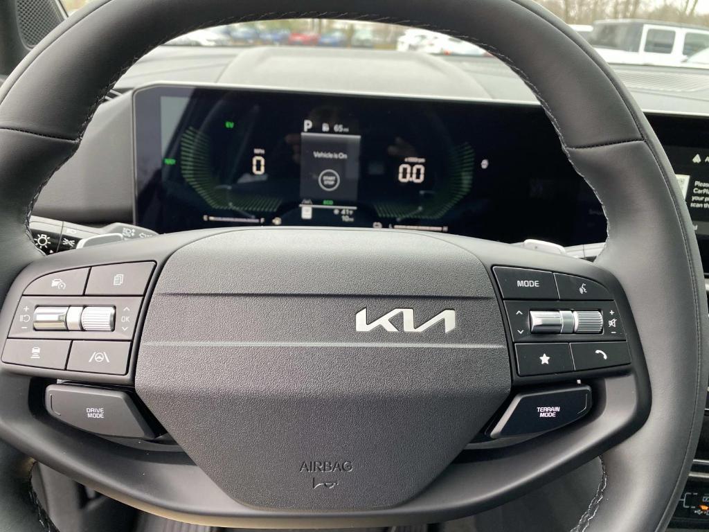 new 2026 Kia Sportage Plug-In Hybrid car, priced at $39,155