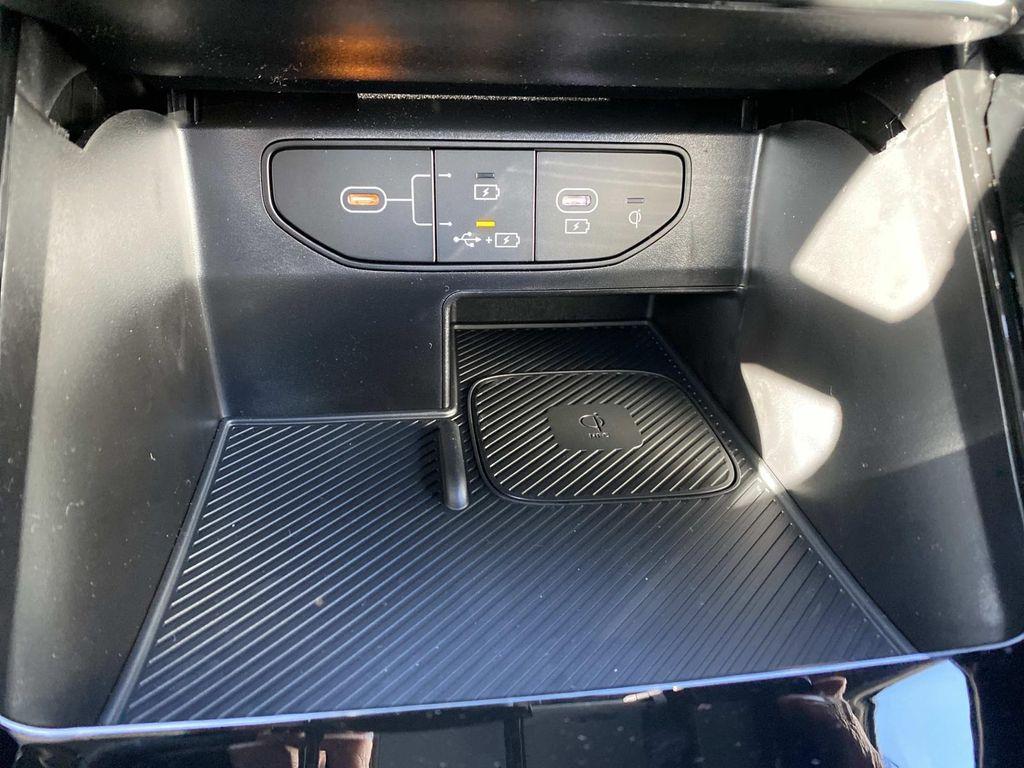 new 2026 Kia Sorento Hybrid car, priced at $45,900