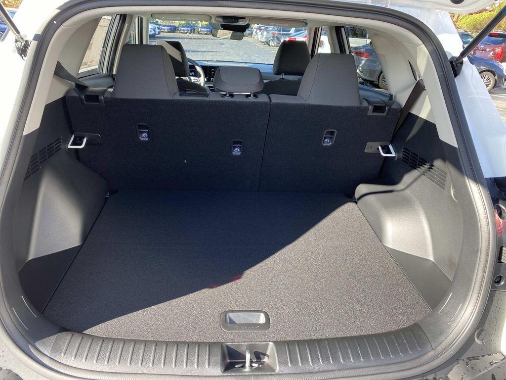 new 2026 Kia Seltos car, priced at $25,680