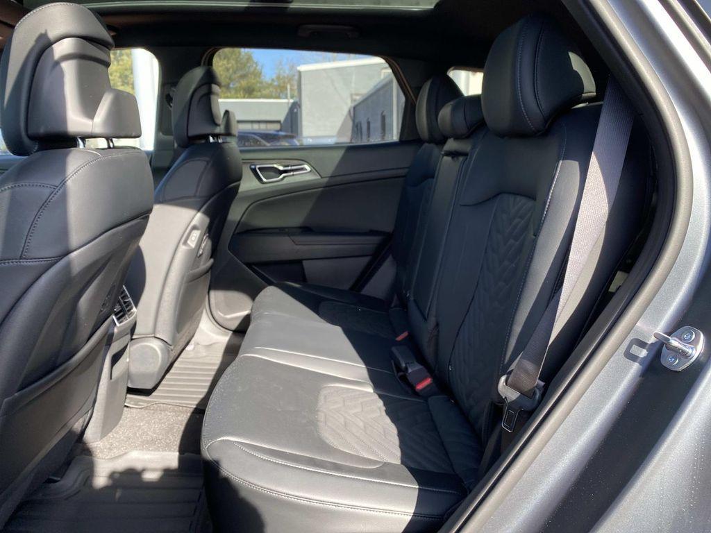 new 2026 Kia Sportage Plug-In Hybrid car, priced at $39,800