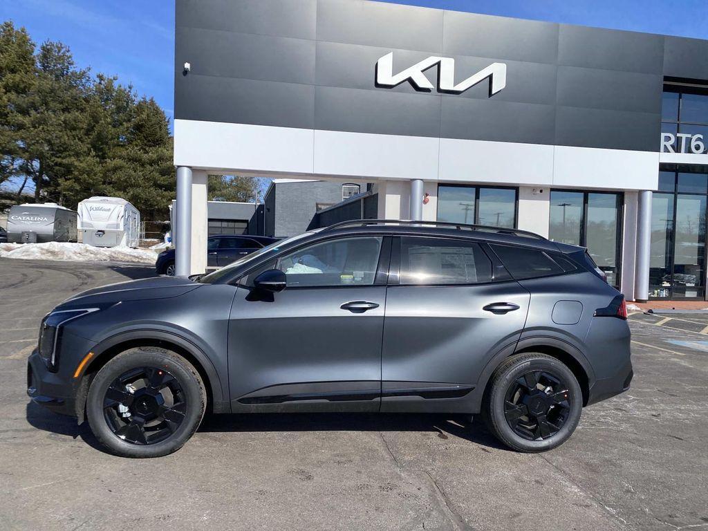 new 2026 Kia Sportage Plug-In Hybrid car, priced at $39,800
