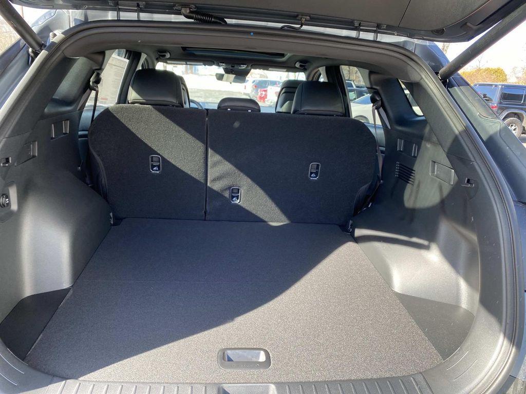 new 2026 Kia Sportage Plug-In Hybrid car, priced at $39,800