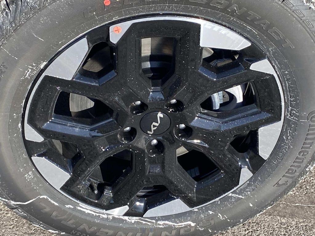 new 2026 Kia Sorento car, priced at $38,095