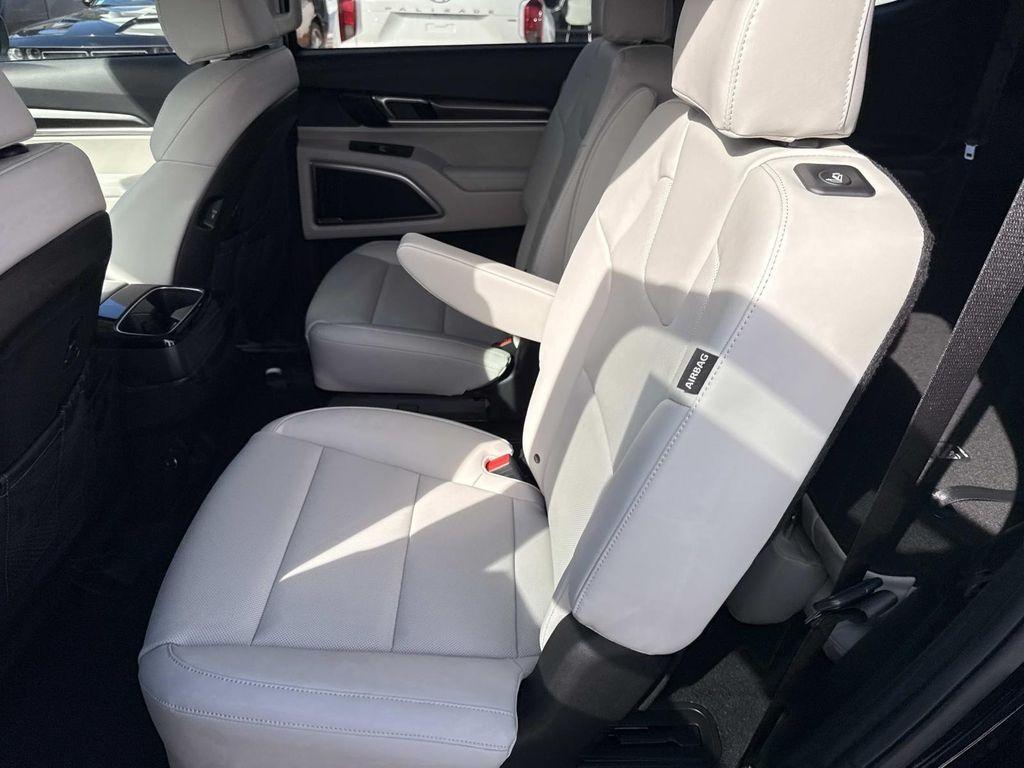 new 2025 Kia Telluride car, priced at $40,880