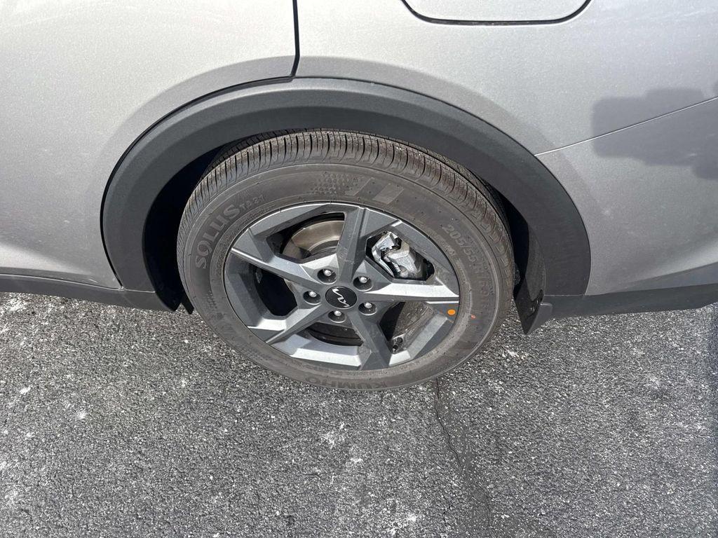 new 2025 Kia K4 car, priced at $23,630