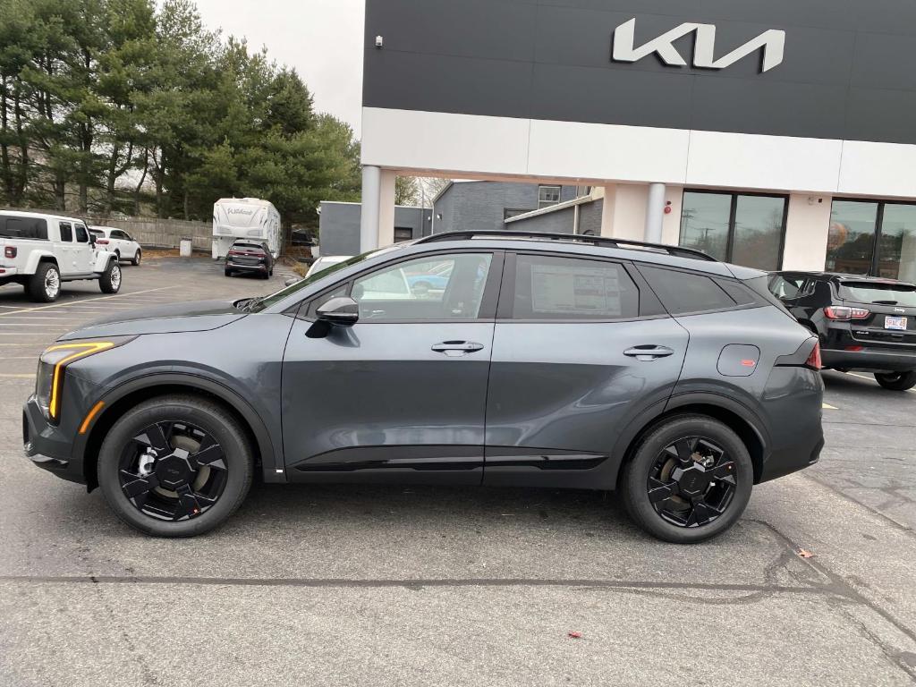 new 2026 Kia Sportage Plug-In Hybrid car, priced at $39,155