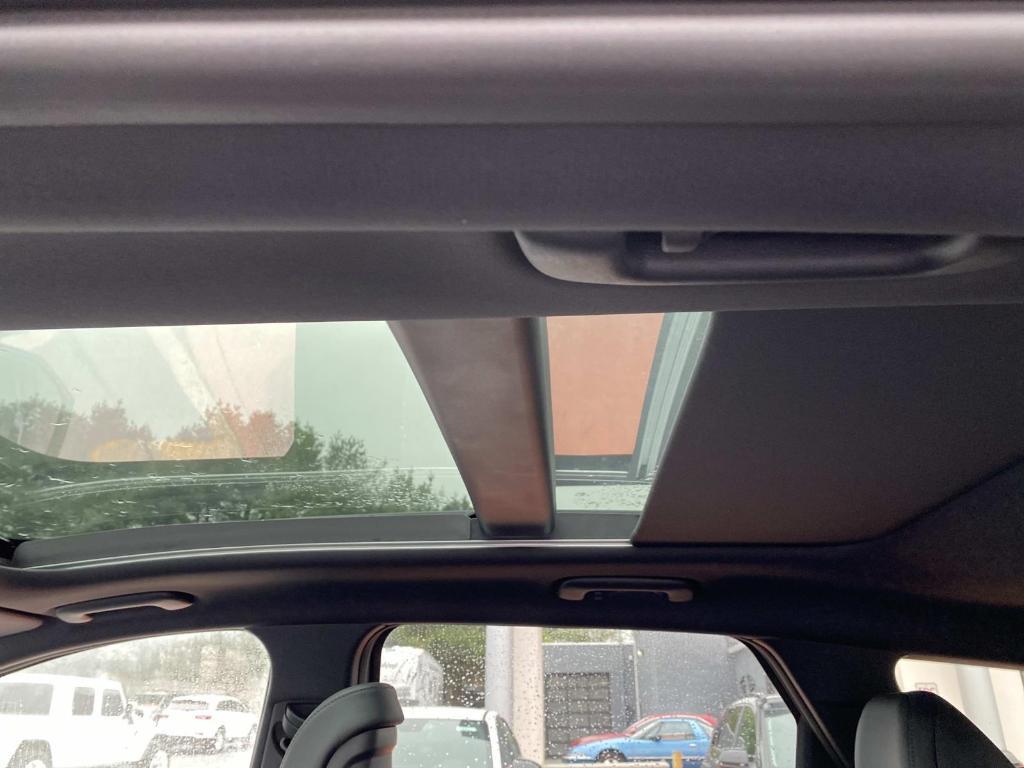 new 2026 Kia Sportage Plug-In Hybrid car, priced at $39,155