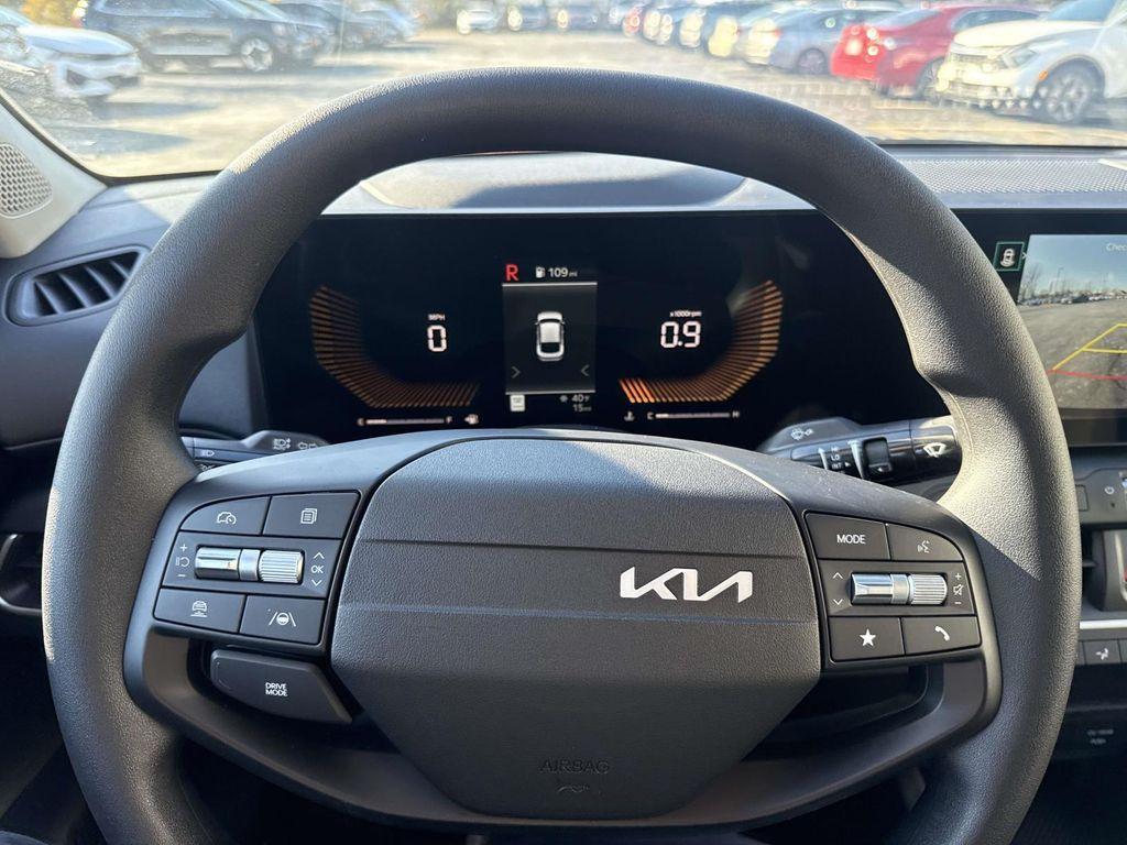 new 2025 Kia K4 car, priced at $24,025