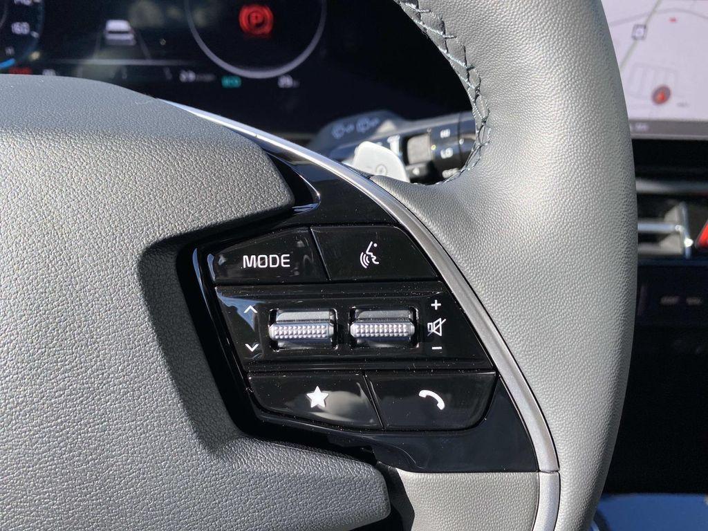 new 2025 Kia Niro EV car, priced at $26,205