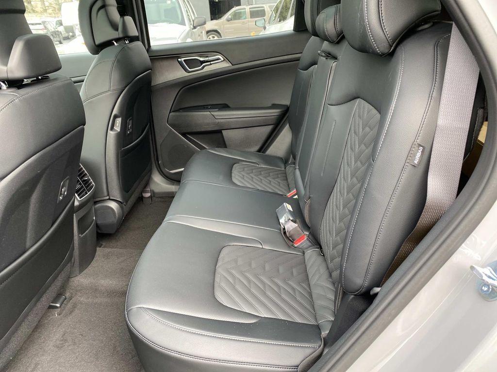 new 2026 Kia Sportage Plug-In Hybrid car, priced at $39,650