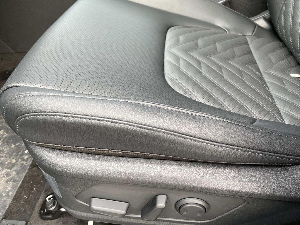 new 2026 Kia Sportage Plug-In Hybrid car, priced at $39,650