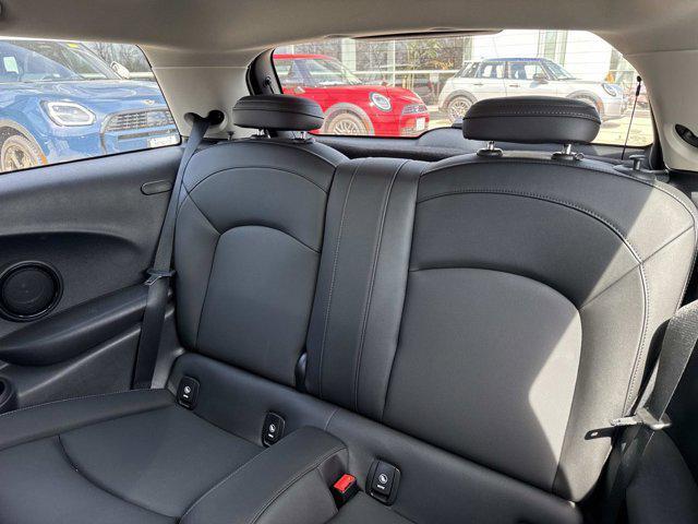 used 2024 MINI Hardtop car, priced at $26,995