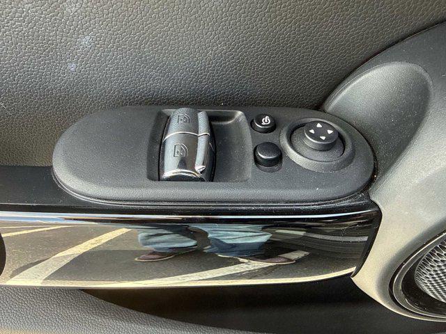 used 2024 MINI Hardtop car, priced at $26,995